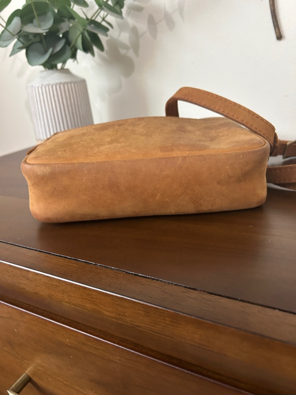 Portland Leather Crossbody Toaster  Leather Bag in Dakota - Picture 6 of 10